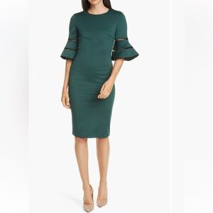 Ted Baker London Filnio Bell Sleeve Body-Con Dress. European size 2 (US 4-6) 💚